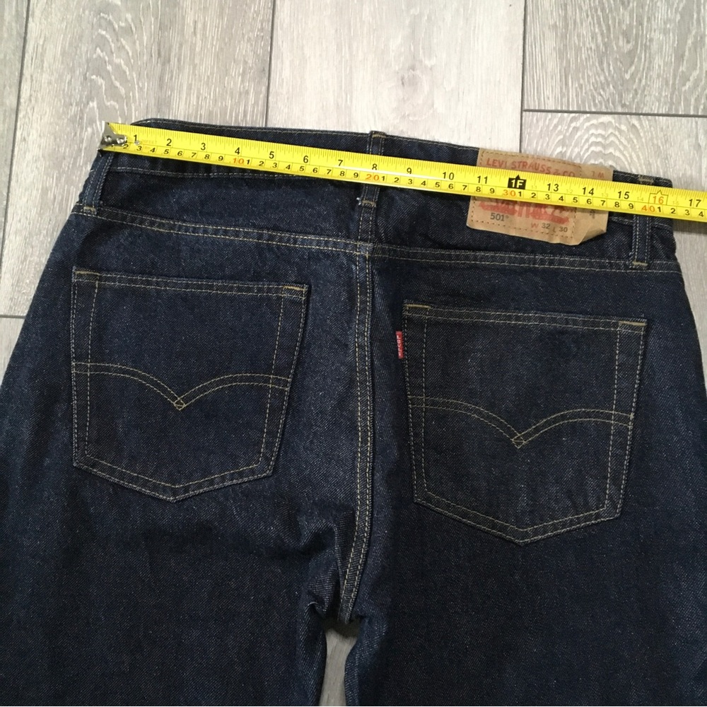 Levis 501 Jeans W32 L30 Blue Straight Button Fly Denim - Picture 8 of 10